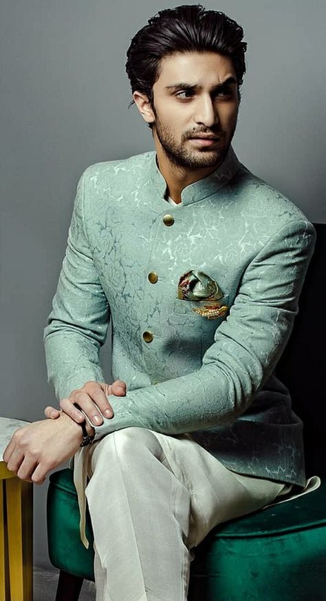 Kurta For Engagement For Men, Engagement Kurta For Men Indian, Mens Kurta For Engagement, Sangeet Outfit For Men Indian Groom, Sangeet Blazer For Groom, Marriage Dress For Men, New Dress Design Indian, Engagement Dress For Men, Wedding Suits Men Grey