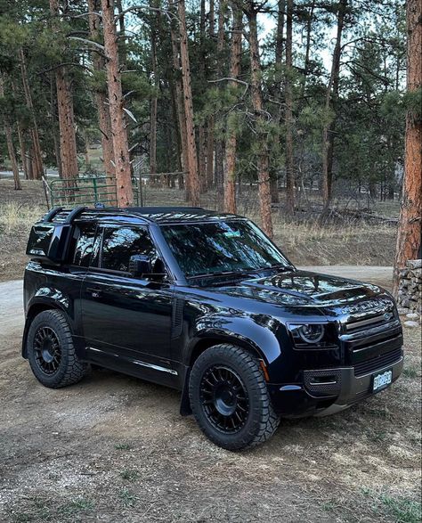 Land Rover Defender 110 2023, Land Rover Defender Pickup, New Land Rover Defender, Future Concept Cars, Dream Car Garage, Suv 4x4, New Luxury Cars, Winter Car, Dream Cars Jeep