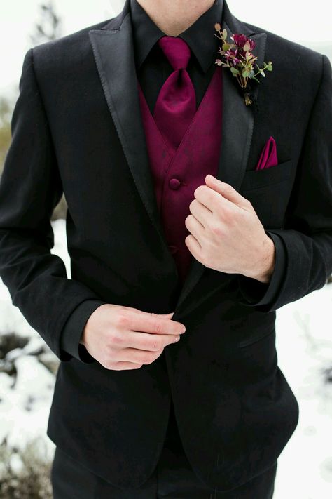 California Winter Wedding, Black Tux Wedding, Quartz Crown, Wedding Groomsmen Attire, Winter Wedding Planning, Burgundy Vest, Wedding Tux, Groom Wedding Attire, Dark Wedding