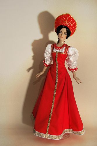 Tonner Doll in a handmade Russian costume Russian Traditional Dress, Russian Dress, Russian Clothing, Real Barbie, Muslim Fashion Hijab Outfits, Muslim Fashion Hijab, Russian Fashion, Diy Sewing Clothes, Barbie Friends