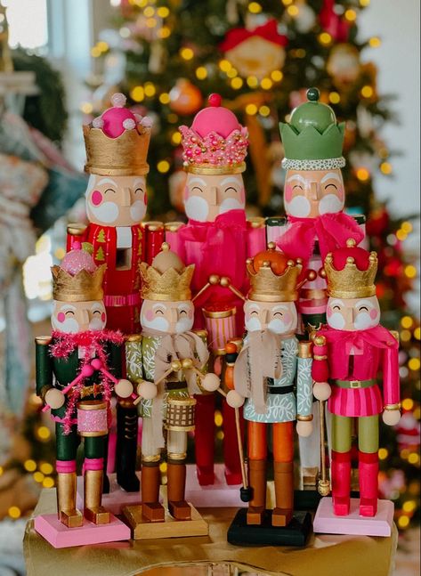 Nutcrackers Painting Ideas, Nutcracker Painting Ideas On Wood, Paint Nutcracker Diy, Nut Cracker Ideas, Diy Painted Nutcracker, Anthropologie Nutcracker, Nutcracker Inspiration, Hand Painted Nutcracker, Nutcracker Painting