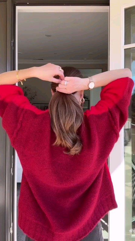 Simple Hairstyles & Tips | Awesome hair tutorials ❤️❤️ By @nicholeciotti ❤️ . *No copyright infringement was intended. If you are the author of this video and do not... | Instagram Braid For Big Forehead, Simple Hairstyles, Natural Hair Tutorials, Awesome Hair, Hair Videos Tutorials, Low Ponytail, Easy Hairstyles For Long Hair, Hair Tutorials, Formal Hairstyles