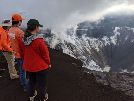 At Kīlauea Volcano, scientists are using unoccupied aircraft to monitor the new water lake, a possible harbinger of explosive activity, that formed after the volcano’s 2018 eruption. Volcanologist Aesthetic, Volcano National Park, Nine Lives, Crater Lake, Lake Water, National Park Service, Tiktok Videos, Dream Job, Volcano