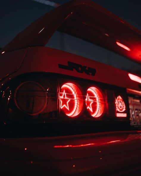 Car 2023, Cars Ideas, Cars Aesthetic, Cars Wallpaper, 4 By 4, You Dream, Tail Lights, Racing Car, College Life