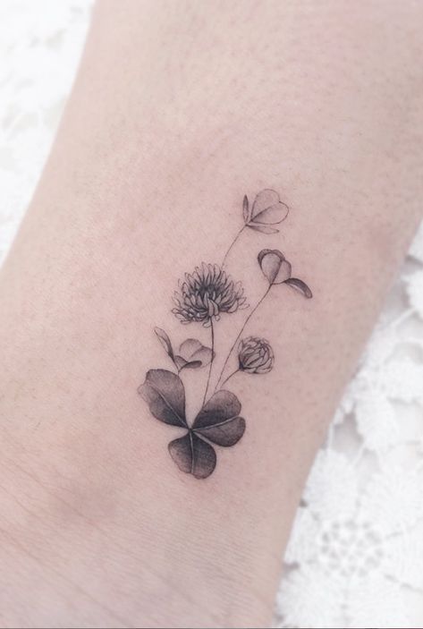 A women's lifestyle destination dedicated to style, entertainment, love, and living beautifully. Celtic Tattoo For Women Irish, Irish Flower Tattoo, Celtic Tattoo For Women, Shamrock Tattoo, Beautiful Tattoo Designs, Thistle Tattoo, Shamrock Tattoos, Irish Tattoos, Clover Tattoos