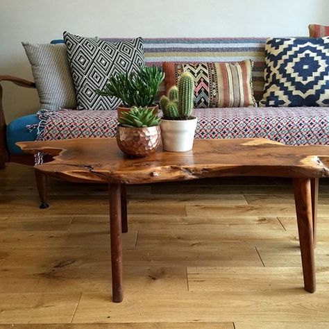 So many gorgeous and unique Live Edge design elements #inspiration Natural Wood Coffee Table, Wood Furniture Living Room, Walnut Live Edge, Natural Wood Furniture, Live Edge Furniture, Live Edge Coffee Table, Mid Century Modern Coffee Table, Mid Century Living Room, Mid Century Coffee Table