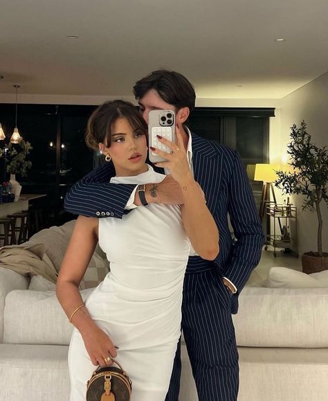 Aesthetic Lovers, Couples Dinner, Couple Selfie, Kids Outfits Daughters, Groom Photoshoot, Instagram Couples, Couple Fits, Rina Kent, Classy Couple