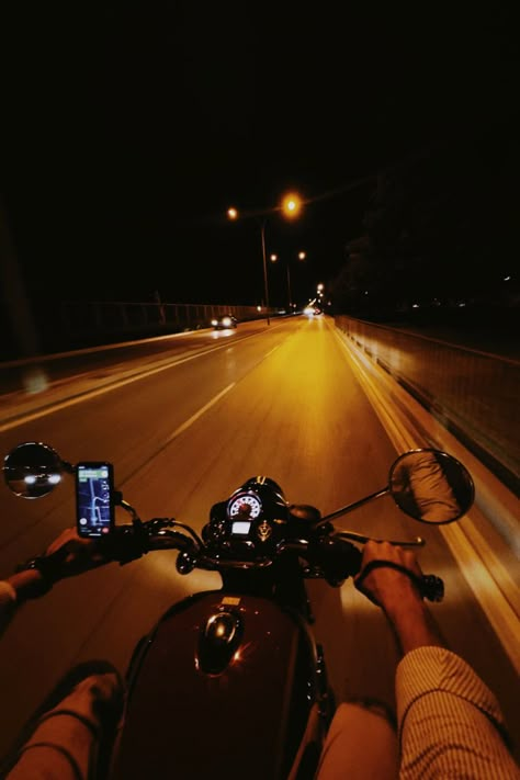 Motorcycle At Night, Starboy Aesthetic, Classic Motorbike, Blood Meridian, Triumph Bonneville T120, Motorbike Clothing, Hello Moto, Harley Davidson Iron 883, Motorcycle Rides