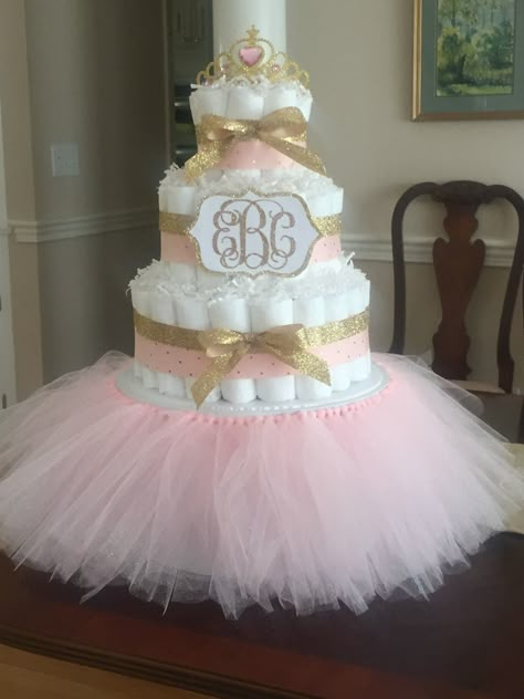 Valentine’s Day Diaper Cake, Princess Diaper Cake Ideas, Diaper Cake Gender Reveal, Diaper Cake Ideas Girl, Baby Girl Diaper Cake Ideas, Baby Shower Centerpieces For Girls Diy, Girl Diaper Cake Ideas, Diaper Cakes For Baby Girl, Creative Diaper Cakes