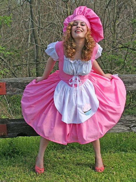 Cupcake Chef Costume Halloween Costume Cute Chef by MGDclothing Halloween Costume Cute, Chef Costume, Chef Hat, Bo Peep, Chefs Hat, Popular Outfits, Costume Halloween, Costume Dress, Happy Fall