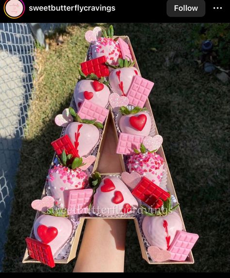 Vday Treat Boxes, Valentine's Day Treat Boxes, Valentines Day Treat Box Ideas, Valentine’s Day Dessert Box Ideas, Valentine Treat Boxes Ideas, Valentines Treat Boxes Sweets, Valentine Treat Boxes, Vday Treats, Valentines Bakery