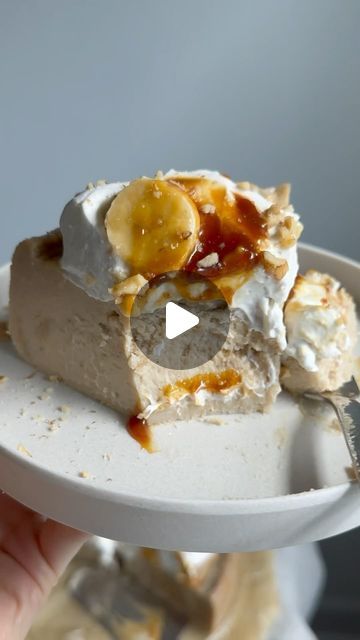 63K views · 5.9K likes | Britt Berlin on Instagram: "Creamy Vegan Banana Bread Cheesecake!! Absolutely no eggs, dairy free, and so incredibly rich thanks to @edwardandsons ! AD | We have the silkiest easy cheesecake batter that’s blended with caramelized bananas and baked with swirls of a one bowl banana bread. All made eggless and dairy free using Let’s Do Organic! Cornstarch and Heavy Coconut Cream. It’s an absolute DREAM.

COMMENT “banana bread cheesecake” and I’ll send you the full recipe. Or find it on my site. Enjoy!!" Vegan Banana Cheesecake, Keto Banana Cream Cheesecake, Banana Bread Bottom Cheesecake, Banana Bread Cheesecake, Bananas Foster Cheesecake, Britt Berlin, Vegan Banana Cream Pie, One Bowl Banana Bread, Caramelized Bananas