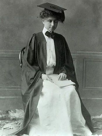 10 Major Achievements of Helen Keller | Learnodo Newtonic Women's Suffrage, Historical People, Helen Keller, Womens History Month, Interesting History, Great Women, Famous Women, Inspirational People, Women In History