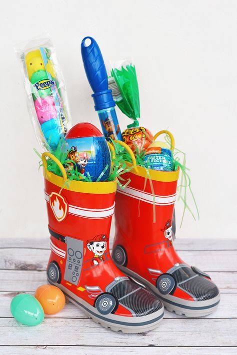 I love adding creative spins to my kids Easter baskets every year instead of giving them the traditional Easter wicker basket. This year I decided to use something that the kids needed and it included their favorite cartoon characters. I came across these adorable Minnie Mouse and Paw Patrol rain boots and had to use them! … Homemade Easter Baskets, Unique Easter Baskets, Creative Easter Baskets, Easter Basket Crafts, Boys Easter Basket, Easter Basket Ideas, Kids Easter Basket, Unique Easter, Easter Basket Diy