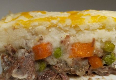 Beef Cottage Pie, Gravy Mashed Potatoes, Frozen Peas And Carrots, Shepard S Pie, Leftover Pot Roast, Leftover Roast Beef, Leftover Potatoes, Shepards Pie, Leftover Beef