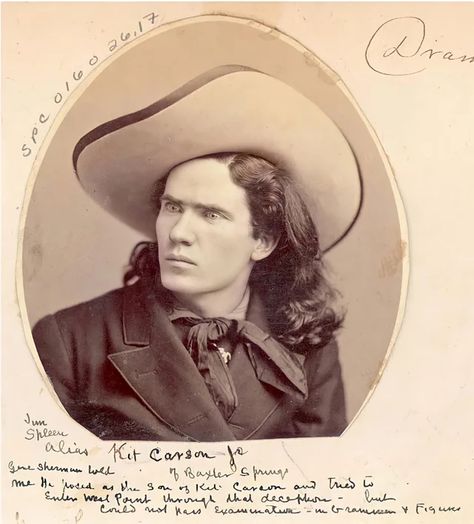 American Frontiersman, Western Images, Wild West Outlaws, Old West Photos, Kit Carson, Western Hero, Westward Expansion, Mountain Men, American Frontier