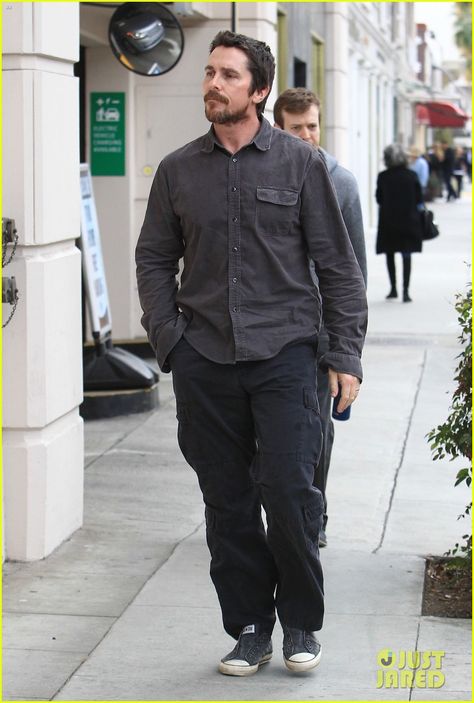 Christian Bale's 17th Wedding Anniversary is Coming Up Soon! Sibi Blazic, 17th Wedding Anniversary, Family Lunch, Mens Fashion Streetwear, Mens Fashion Classy, Christian Bale, Child Actors, Bleachers, Pinterest Outfits