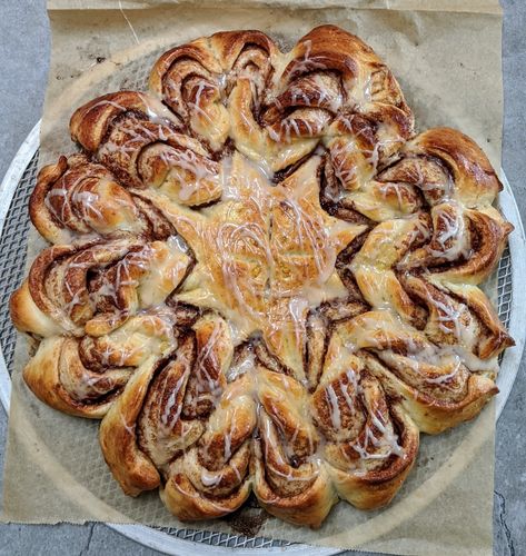 Cinnamon + Sugar Star Rolls – Alegre Bread Cinnamon Star Bread, Star Bread, Great British Baking Show, British Baking Show, British Baking, Cinnamon Bread, Dessert Pictures, Dinner Wedding, Gluten Free Cooking