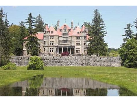 9 Hogwarts-worthy U.S. castles for sale: wizard not included | Inman News | Page 5 French Chateau Style, American Castles, Great Barrington, Famous Castles, Old Churches, French Chateau, Old House Dreams, Large Homes, Old Houses