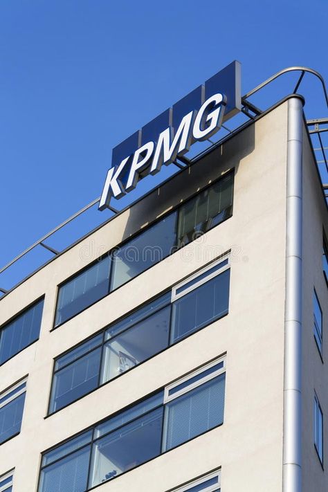 Professional service company KPMG logo on the building of the Czech headquarters stock images Kpmg Logo, Kpmg Office, Modern Office Building, Company Headquarters, Futuristic House, Vision Board Photos, Service Business, Best Company, Blue Abstract Art