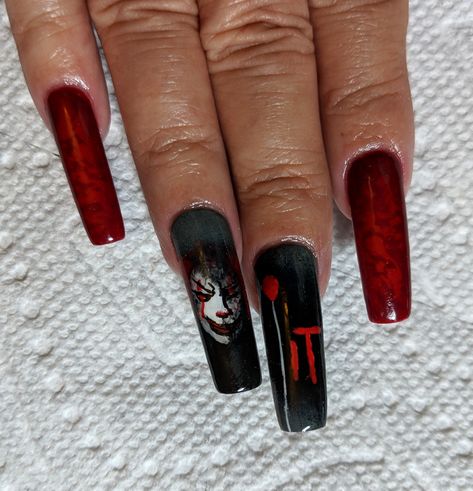 Hand painted Stephen King's "IT" nails for Halloween.  Sharon Mitchell Philips Penny Wise Nails, It Nails Stephen King, It Nails, King Nails, Horror Nails, Cool Nail Designs, Mani Pedi, Halloween Nails, Girly Things