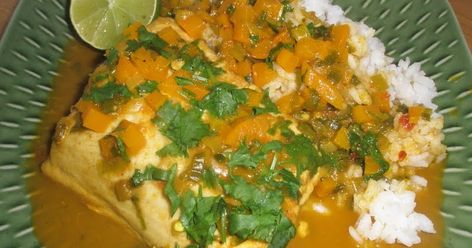 Mahi Mahi with Coconut Curry Sauce Mahi Mahi Recipes Baked, Indian Coconut Curry, Cooking Mahi Mahi, Mahi Mahi Recipes, Maui Food, Coconut Curry Recipes, Coconut Curry Sauce, Good Recipe, Curry Shrimp