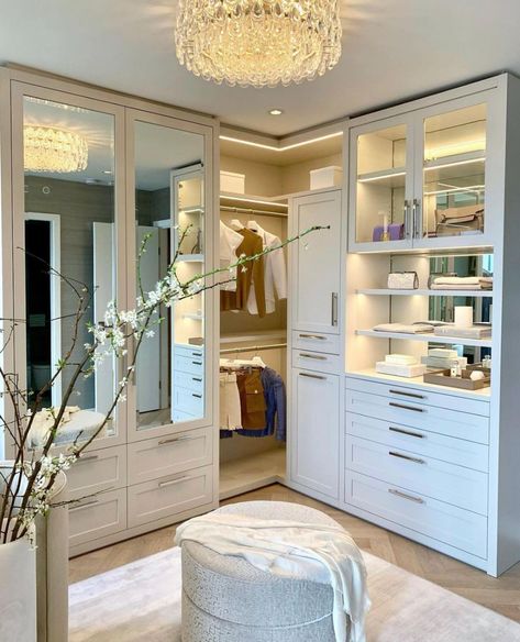 Gray Walk In Closet, Walk In Closet Design Ideas, Walk In Closet Vanity, Custom Makeup Vanity, Aesthetic Wardrobe Closet, Velvet Vanity Chair, Closet With Vanity, Organization Wardrobe, Gray Ottoman