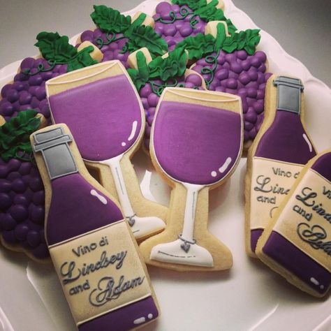 Wine Cookies, Cheese Party, Cookie Favors, Pretty Cookies, Fancy Cookies, Creative Cookies, Krispy Kreme, Beautiful Cookies, Cookie Inspiration