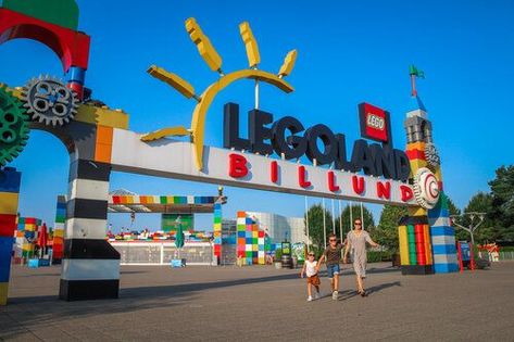 Legoland Denmark, Lego Auto, Water Theme Park, Interactive Events, Lego Land, Children Park, Lego Castle, Parc D'attraction, Castle Hotel