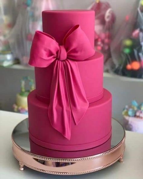 Cupcakes Design, Bow Trend, Modern Birthday Cakes, Fancy Wedding Cakes, Wedding Cake Pearls, Bow Cakes, Pink Birthday Cakes, 40th Birthday Cakes, Barbie Cake