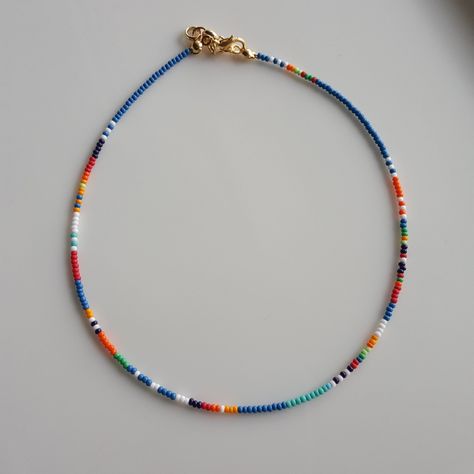 Mens Seed Bead Necklace, Seed Bead Necklace Diy, Seed Bead Bracelets Ideas, Homemade Beads, Collar Hippie, Beaded Chocker, Claw Design, Seed Bead Choker, Necklaces Beaded