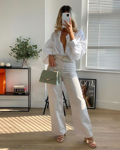 Georgina Lennon, Styling Pants, Flannel Blouse, Shirt Flannel, Sun Is Shining, White Button Down Shirt, White Button Down, Minimal Style, Summer Fits