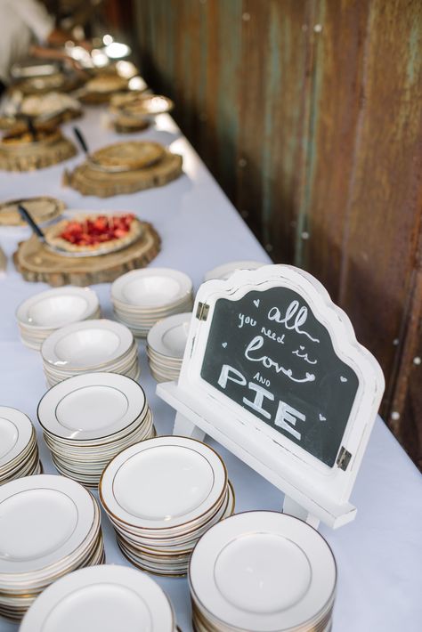 Pie Bars Wedding, Pie Table Wedding Display, Pie Table, Wedding Pie Bar Display, Pie Table Wedding, Pie For Wedding Receptions, Pies At Wedding Reception, Wedding Pie Bar, Pie Wedding Display