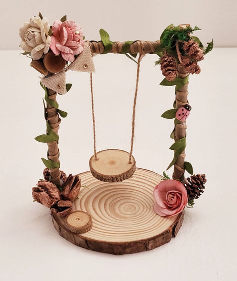 Diy Crate, Deco Champetre, Fairy Garden Designs, Fairy Garden Crafts, Backyard Greenhouse, Crate Furniture, Fairy Crafts, Craft Room Decor, Fairy Birthday