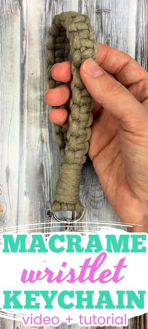 Macrame Wristlet Keychain Diy Tutorial, Macrame Wristlet Keychain Diy, Wristlet Keychain Diy, Video Friendship, Keychain Diy Easy, Macrame Wristlet Keychain, Easy Diy Macrame, Macrame For Beginners, Wristlet Patterns