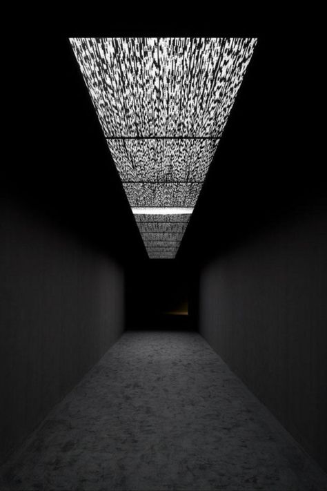 Ryoji Ikeda Art, London Culture, Ryoji Ikeda, Future Interior Design, Visual Lighting, Follow The Light, Wedding Color Pallet, Spa Design, Space Interiors