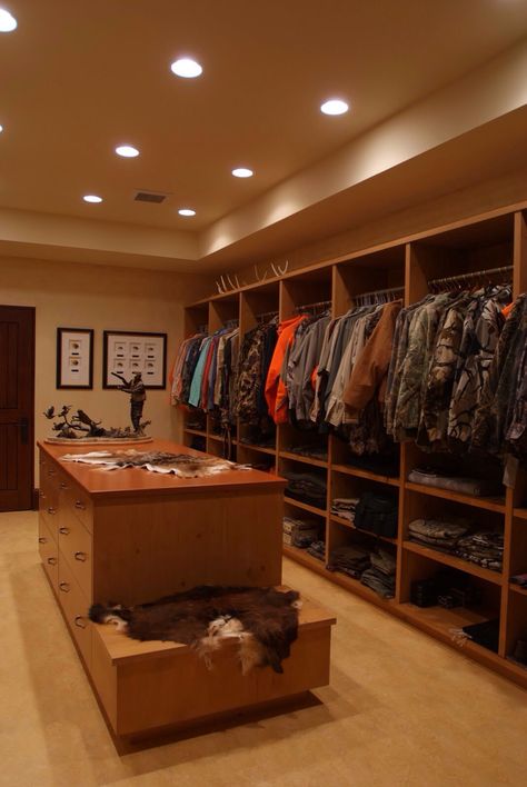 Boys Hunting Room, Hunting Room Decor, Hunting Storage, Gear Room, Fishing Room, Hunting Room, Trophy Rooms, Hunting Cabin, Laundry Room Cabinets