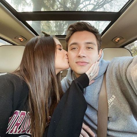 Cars Snap, Jess Conte, Poses Couple, Couple Picture, Cute Couple Outfits, Couple Picture Poses, Cute Couple Poses, Couple Photoshoot Poses, Photo Poses For Couples