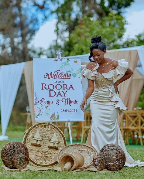 BLCK Media (@blckmedia_zw) • Instagram photos and videos Zimbabwe Wedding Traditional, Ruracio Decor Ideas, Lobola Cake Ideas, Ruracio Decor, Lobola Decor Ideas, Traditional Lobola Decor, Lobola Decor, Small Party Venues, Chilanga Mulilo