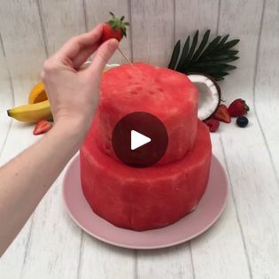 Fresh Fruit Cake, Fruit Platter Designs, Decorações Com Comidas, Recipes Cookies, Party Food Platters, Food Carving, Easy Food Art, Dandelion Recipes, Food Garnishes