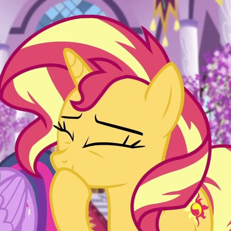 Sunset Shimmer Pfp, Mlp Sunset Shimmer, Sunset Shimmer Pony, Shimmer Aesthetic, Mlp Characters, Mlp Equestria Girls, Sunset Shimmer, Badge Design, Equestria Girls