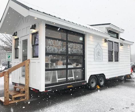 Tiny Home Layout, Tiny Home Designs, Home Layout, Mobile Coffee Shop, Tiny Shop, Salon Suites, Coffee Stands, Mobile Boutique, Tiny Cottage