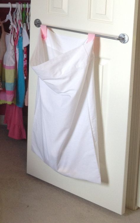 Inside Of Closet, Door Laundry Hamper, Ideas Hogar, Closet Door, Laundry Room Ideas, Laundry Hamper, Closet Doors, Laundry Rooms, Kids' Room