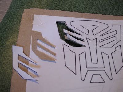 Transformer Stencil For A Birthday Cake. Transformers Birthday Cake, Rescue Bots Party, Transformers Cake, Transformers Birthday Parties, Transformer Party, Freezer Recipes, Novelty Birthday Cakes, Transformer Birthday, 5th Birthday Party Ideas