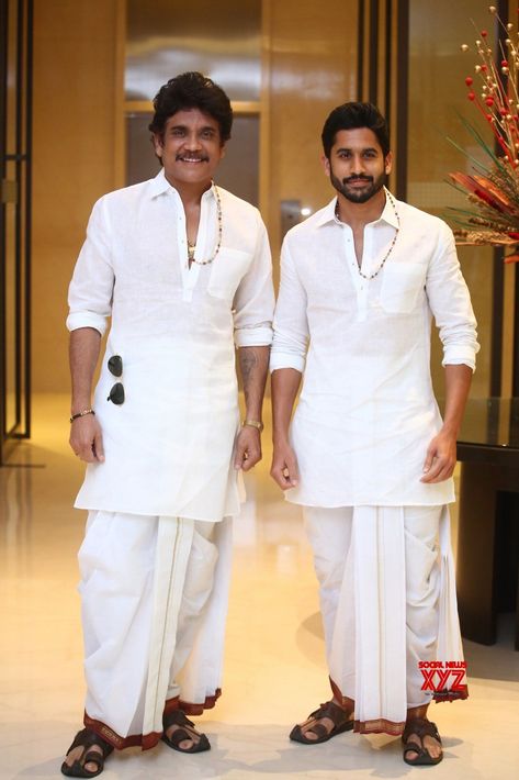 Naga Chaitanya, Indian Male Model, Indian Wedding Clothes For Men, Formal Dresses For Men, Haldi Outfits, Indian Groom Wear, Haldi Outfit, Gents Kurta Design, Mens Wedding Attire