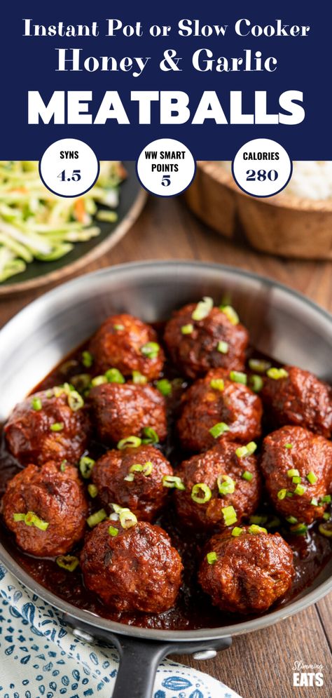 Chicken Meatballs And Sauce, Gallbladder Friendly Foods Recipes, Crockpot Meatballs Healthy, Crock Pot Chicken Meatballs, Chicken Meatball Crockpot Recipes, Slow Cooker Chicken Meatballs, Crockpot Chicken Meatballs, Garlic Chicken Meatballs, Honey And Garlic Chicken