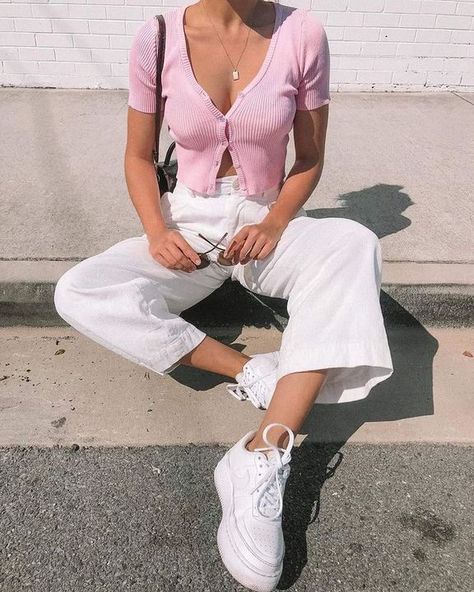 White And Pink Outfit, Brandy Fits, Summer Thrift, Mens Fall Outfits, Outfit Info, White Sneakers Outfit, Outfits Fo, Fit Pics, 2020 Style