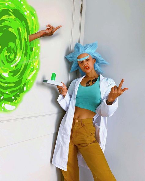 Rick From Rick And Morty, Rick And Morty Costume, Morty Costume, Halloween Queen, Halloween Costume Outfits, Halloween Costumes For Teens, Holiday Themes, Couples Costumes, Rick And Morty