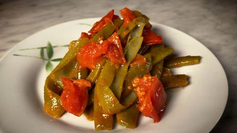 Italian Green Beans Recipe | Simple & Delicious Italian Side Dish Italian Green Beans Recipe, Yummy Green Beans, Italian Side Dish, Italian Green Beans, Italian Side Dishes, Green Beans Recipe, Italian Side, Recipes Italian, Recipe Simple