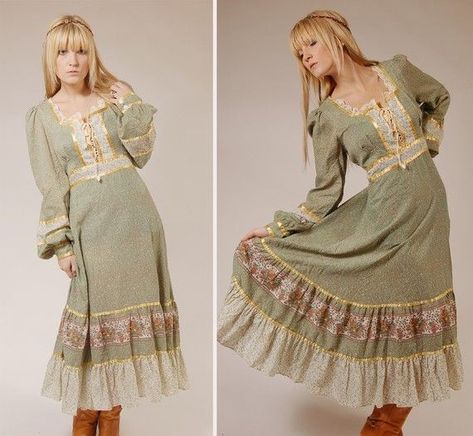 Prarie Dresses, 1830s Dress, Prairie Fashion, 70s Prairie Dress, Flower Crew, Prairie Dresses, Vintage Prairie Dress, 70s Green, Sax Dress